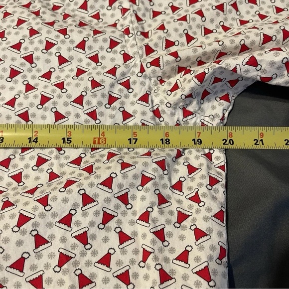 MONUMENT, Size Small, Red, White, Grey Christmas Hats Short Sleeve Shirt - Picture 3 of 5
